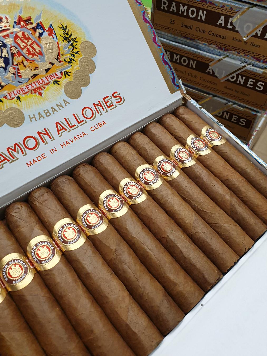 Ramon Allones Small club corona CL.jpg